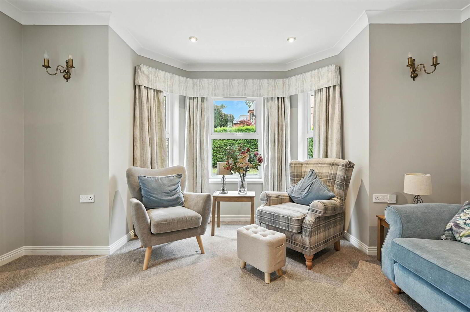 Apt 2 Knockdene Manor, 39-41 Knockdene Park South 4 of 17