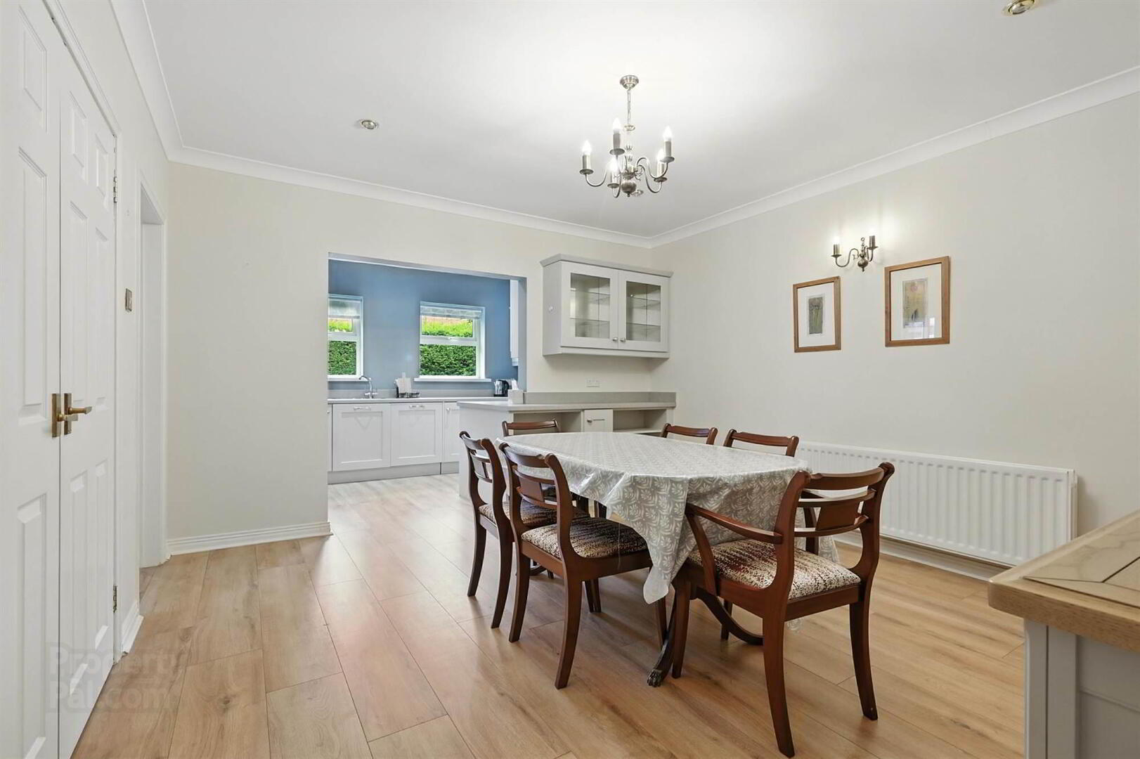 Apt 2 Knockdene Manor, 39-41 Knockdene Park South 9 of 17