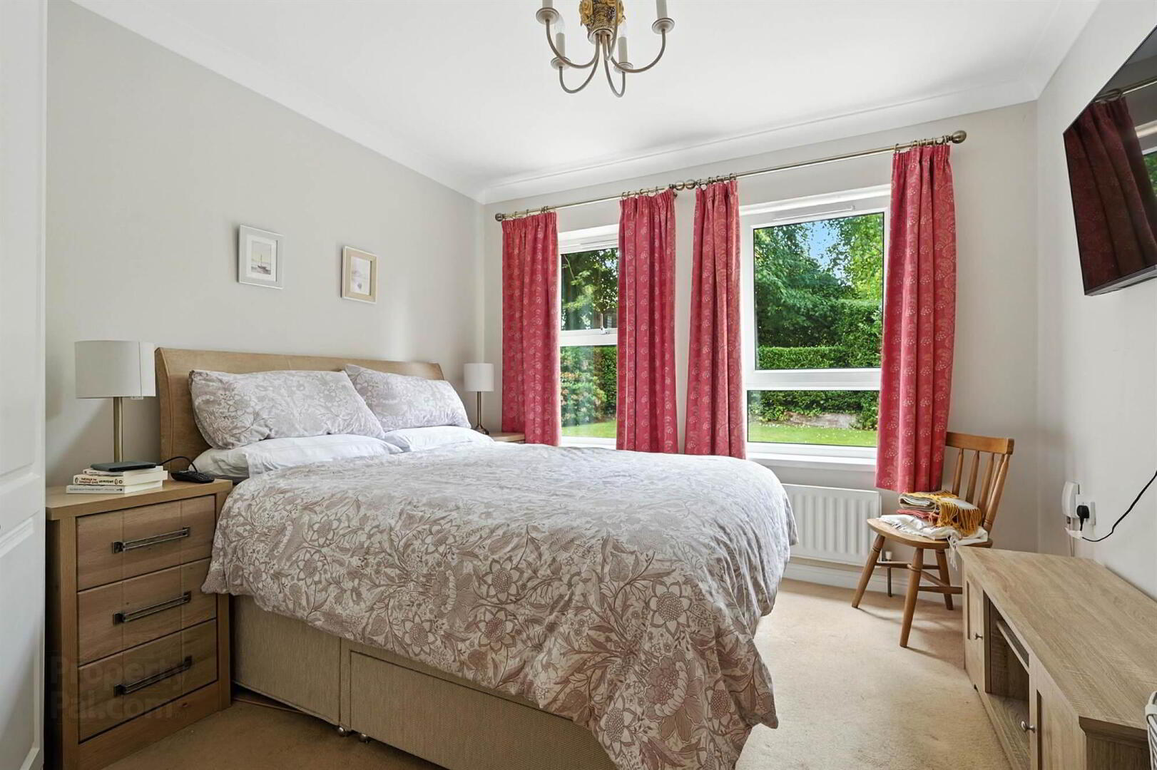Apt 2 Knockdene Manor, 39-41 Knockdene Park South 12 of 17