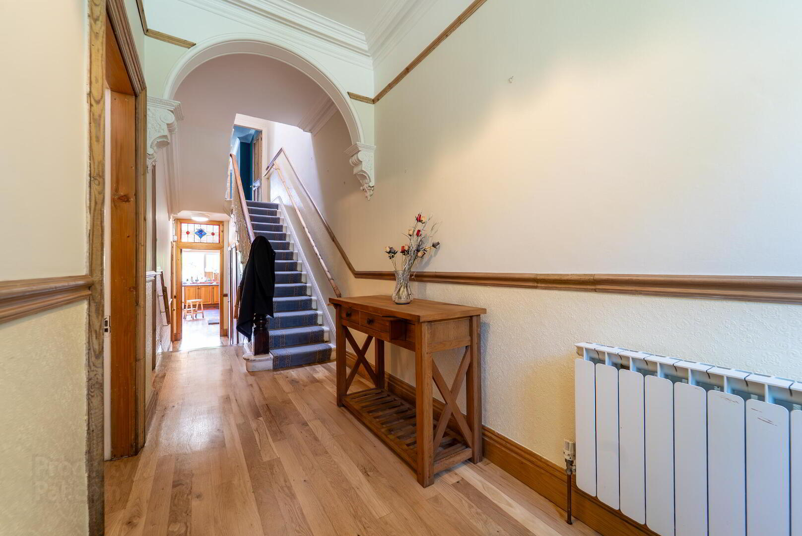 19 Eaton Square 3 of 25