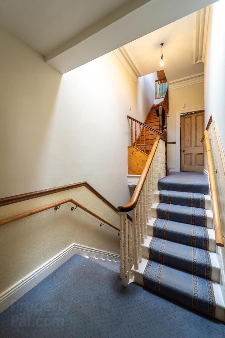 19 Eaton Square 14 of 25