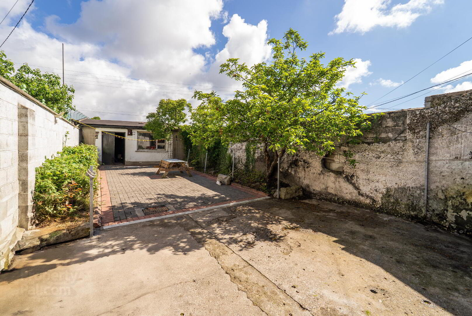 19 Eaton Square 22 of 25