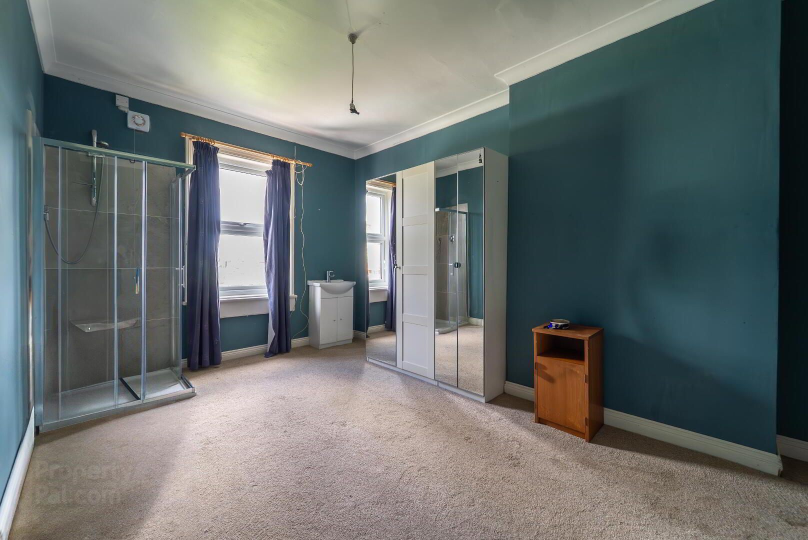 19 Eaton Square 20 of 25