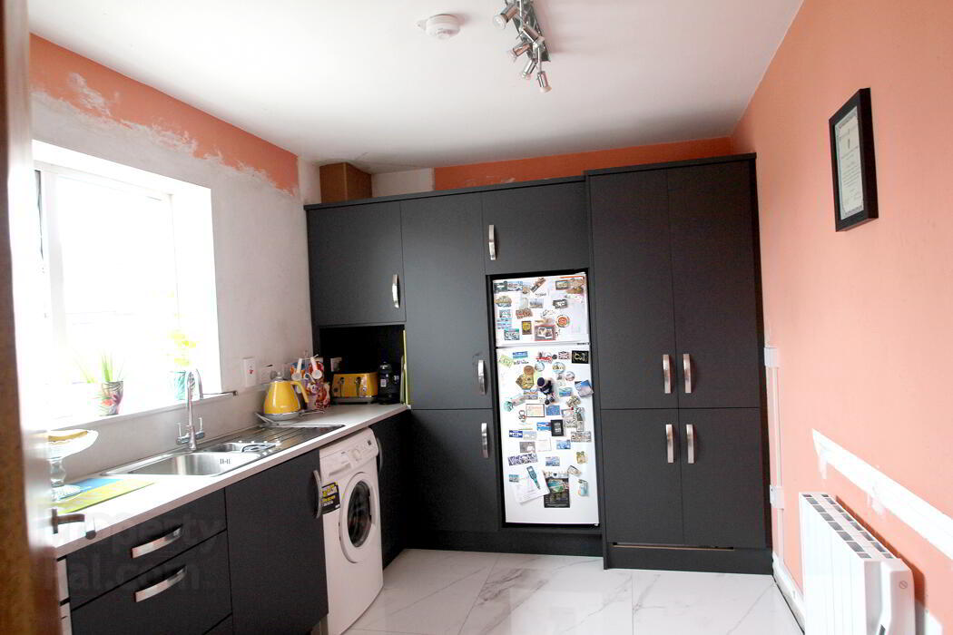 Altmore House, Tara Street 5 of 9