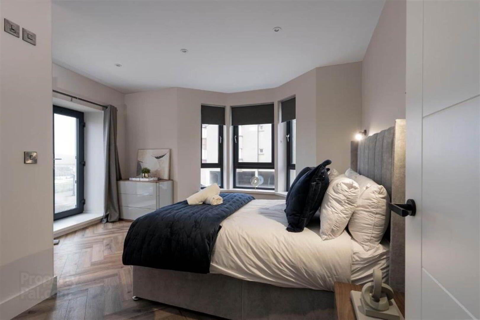 The Penthouse 3 37 West 7 of 13