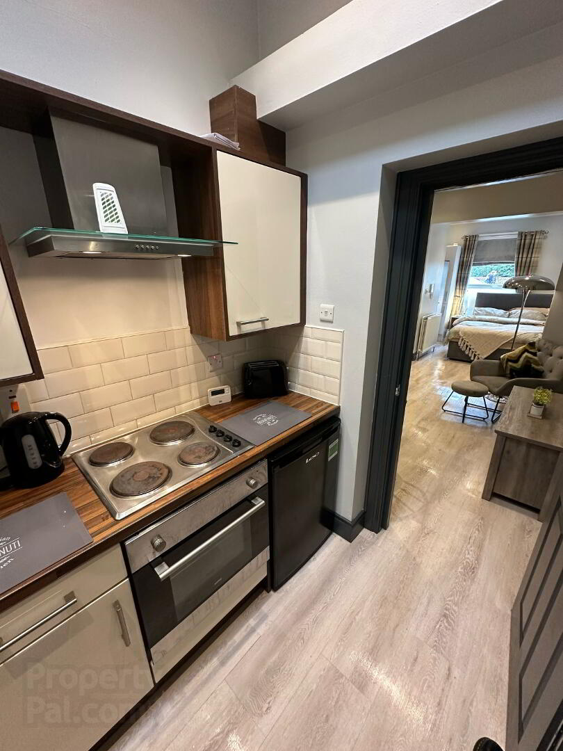 Unit 1, 34 Lisburn Road 3 of 11