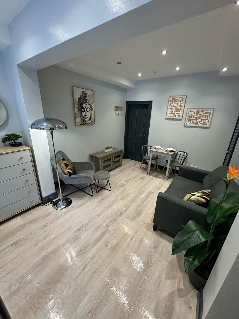 Unit 1, 34 Lisburn Road 11 of 11