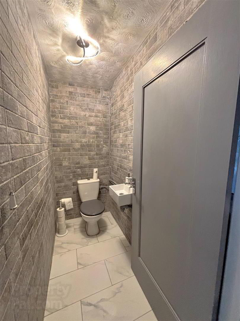 262 Crimea Street 12 of 24