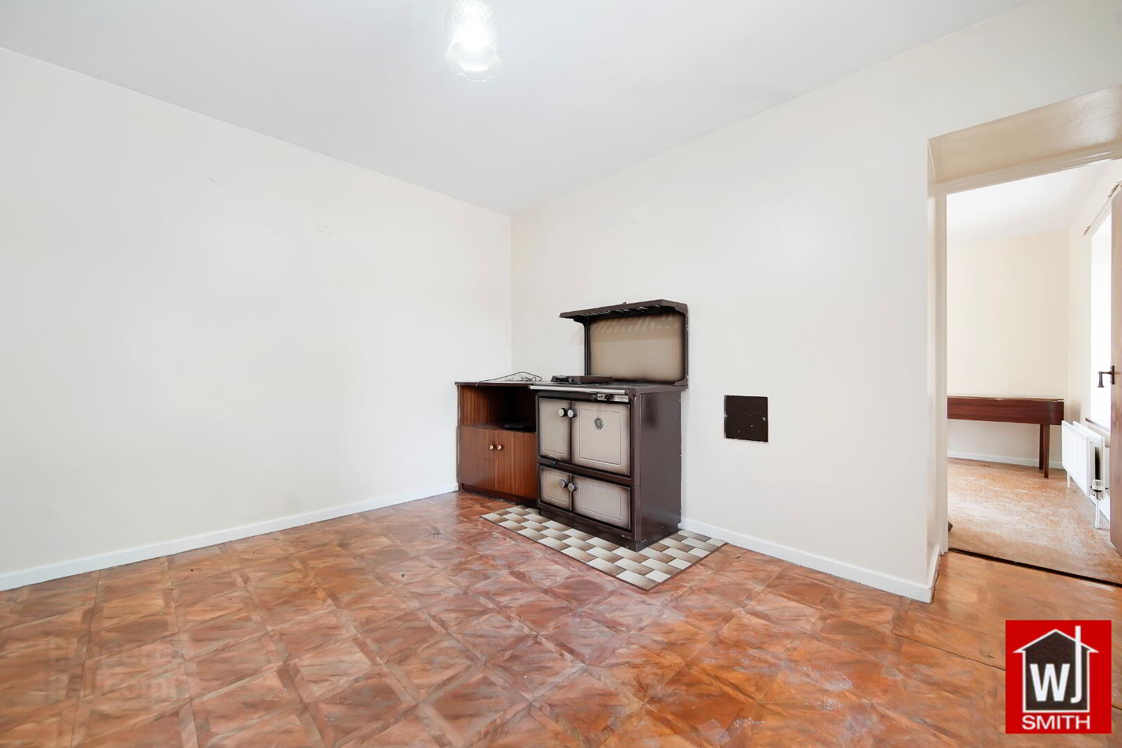 8 Mournebeg Road 5 of 36