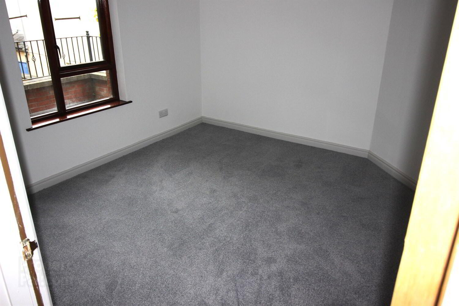 Apt 5, Windsor Manor Mews 5 of 6