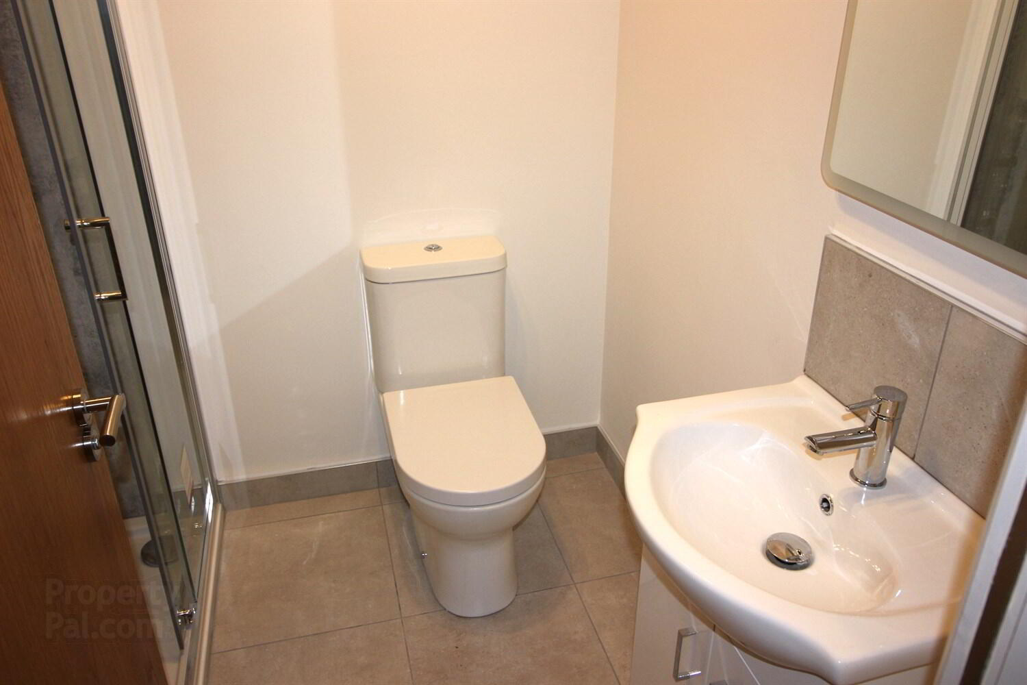 Apt 5, Windsor Manor Mews 6 of 6