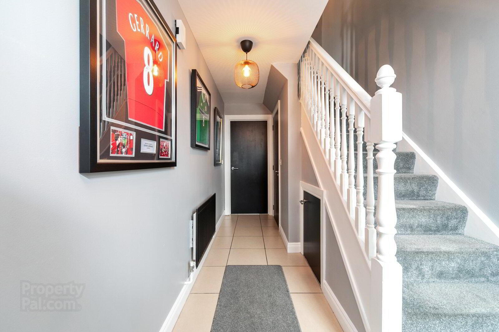 29 Lady Wallace Crescent 2 of 17