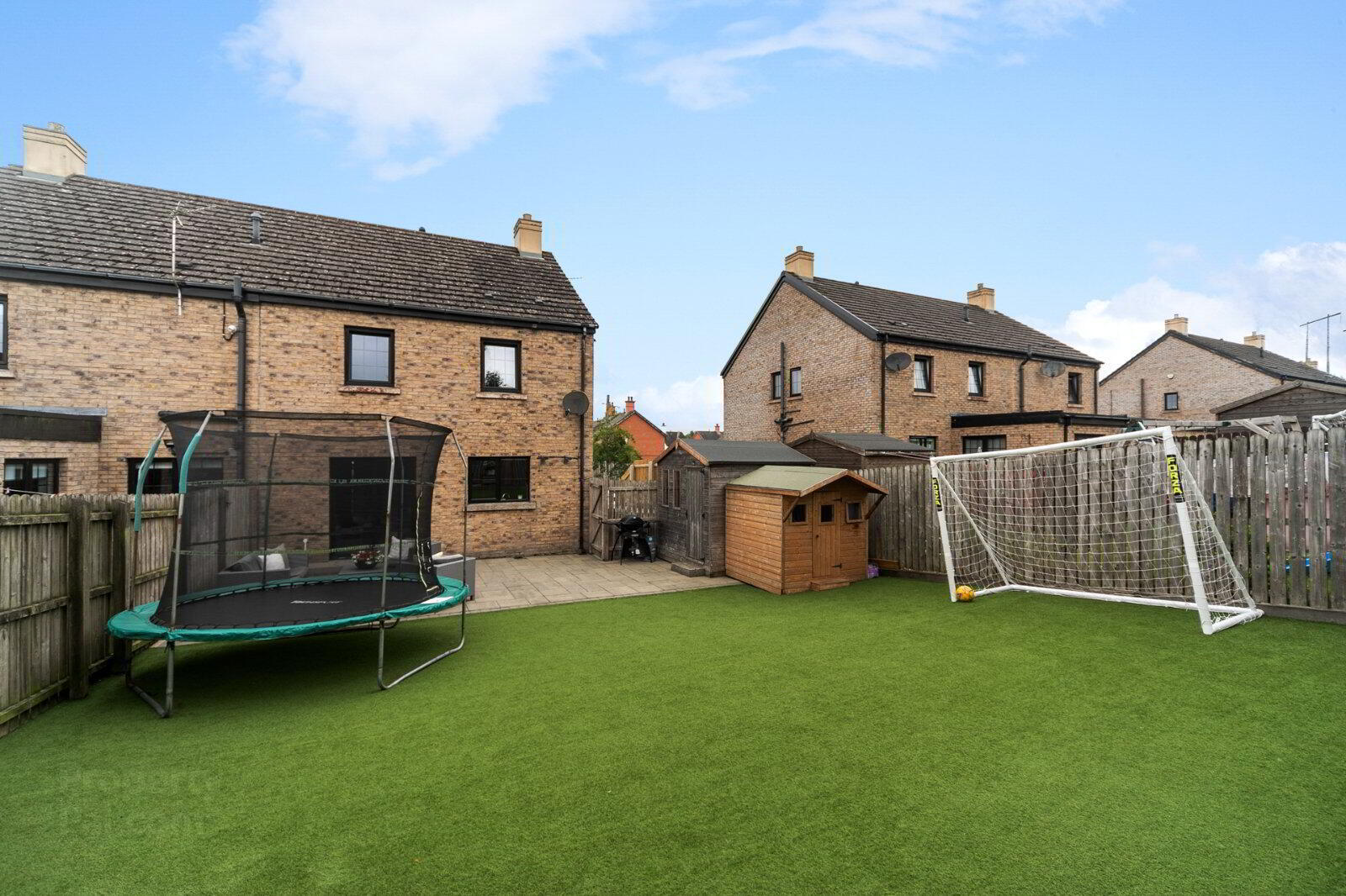 29 Lady Wallace Crescent 14 of 17