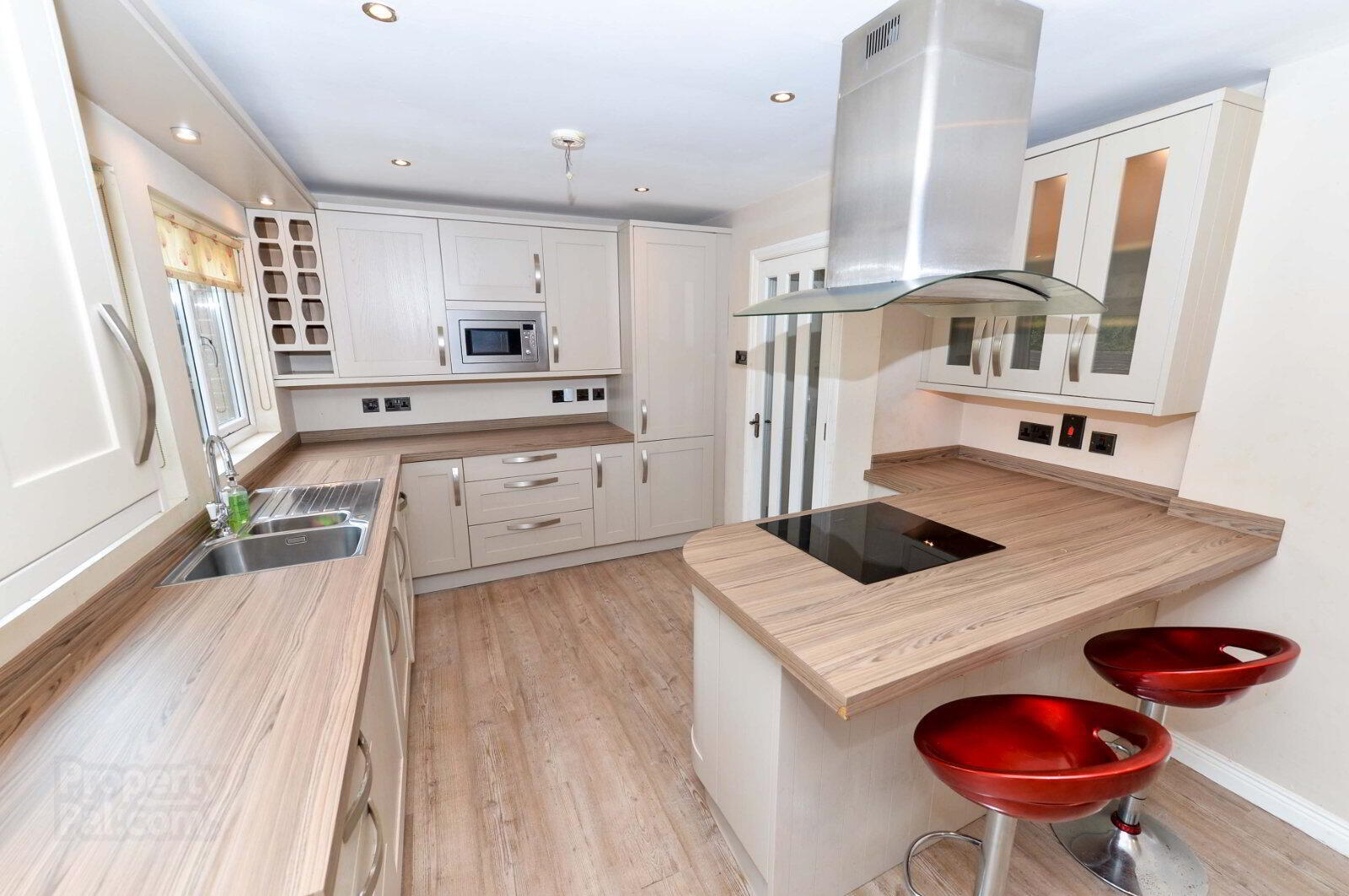 8 Rosslyn Park 4 of 18