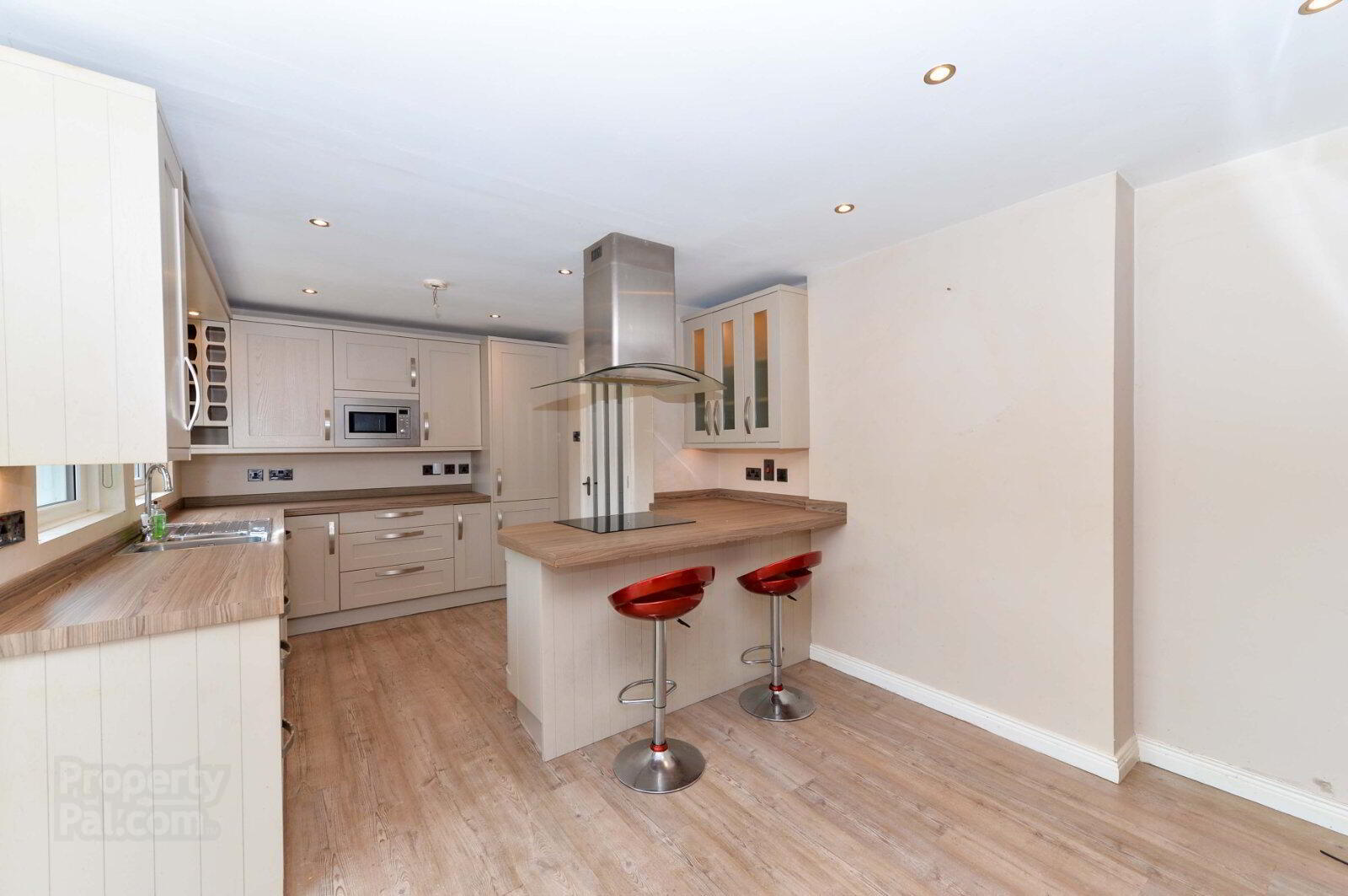 8 Rosslyn Park 6 of 18