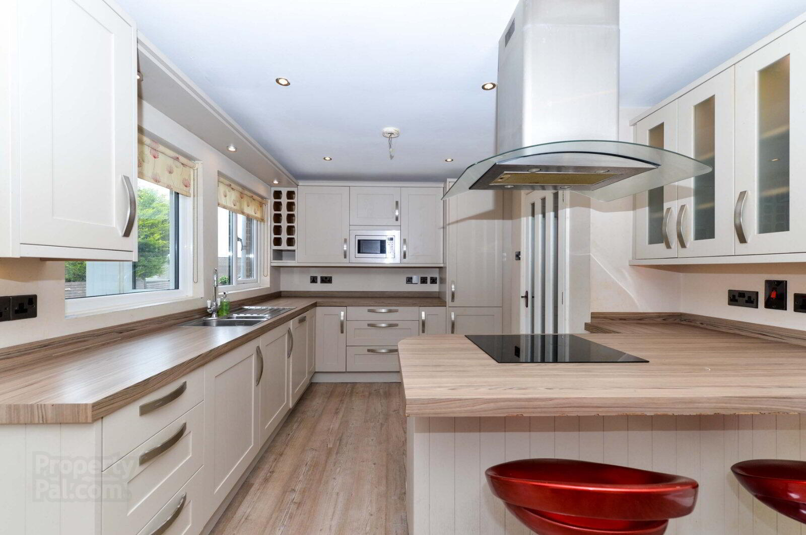 8 Rosslyn Park 7 of 18