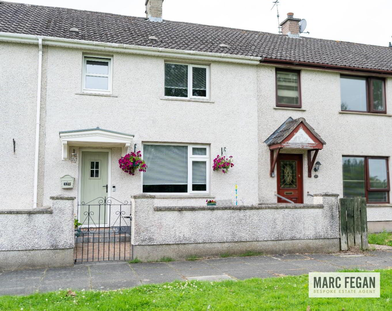 19 Brookvale Walk 1 of 36