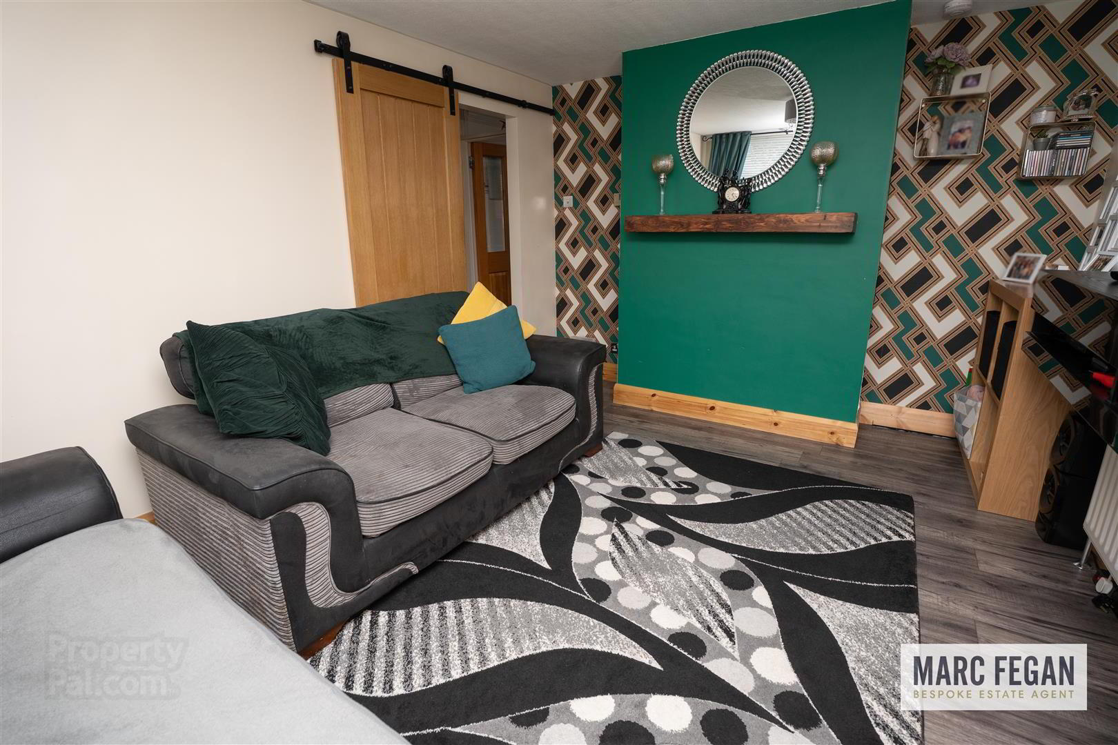 19 Brookvale Walk 11 of 36