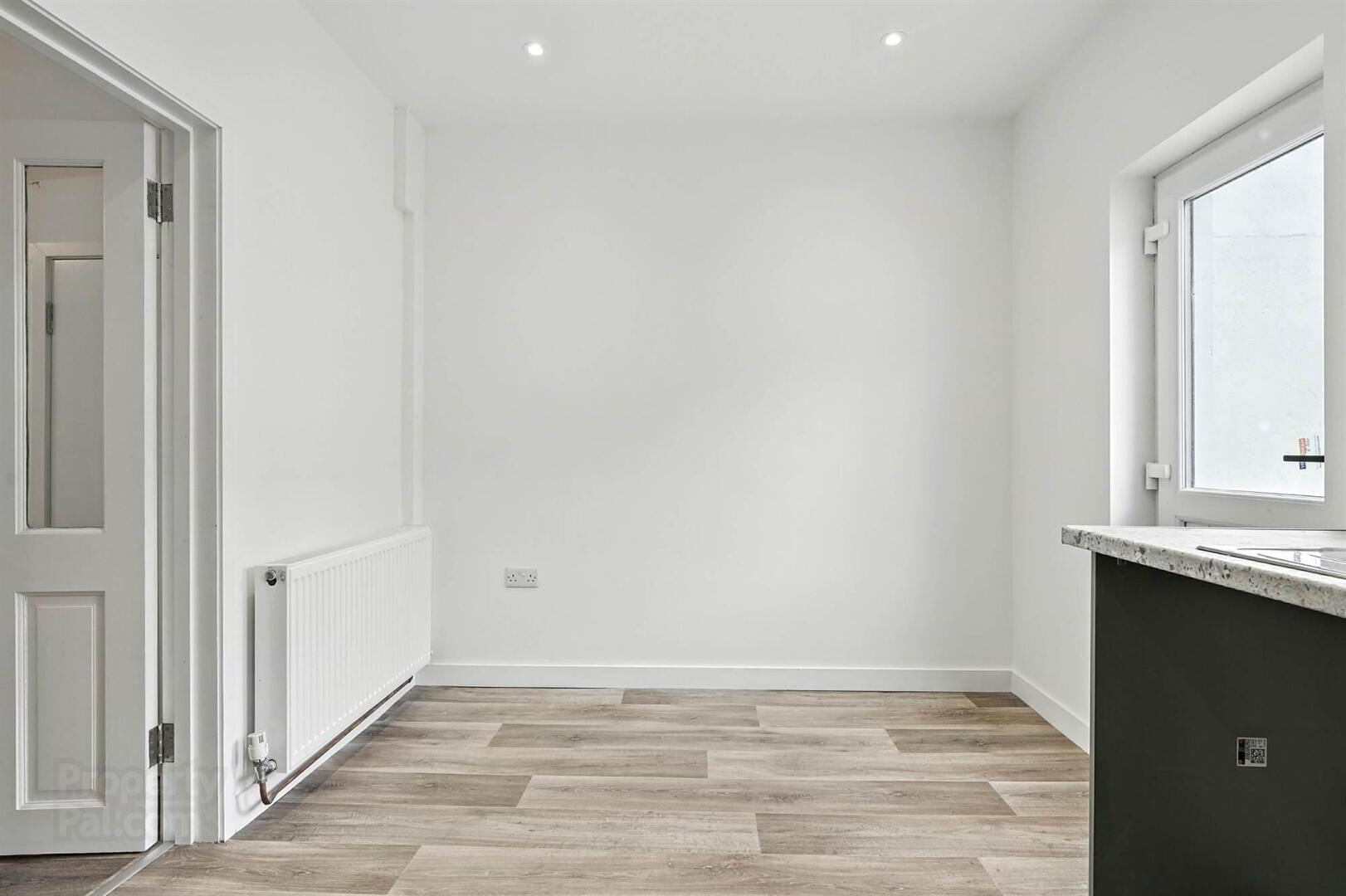 30 Castlereagh Parade 4 of 10