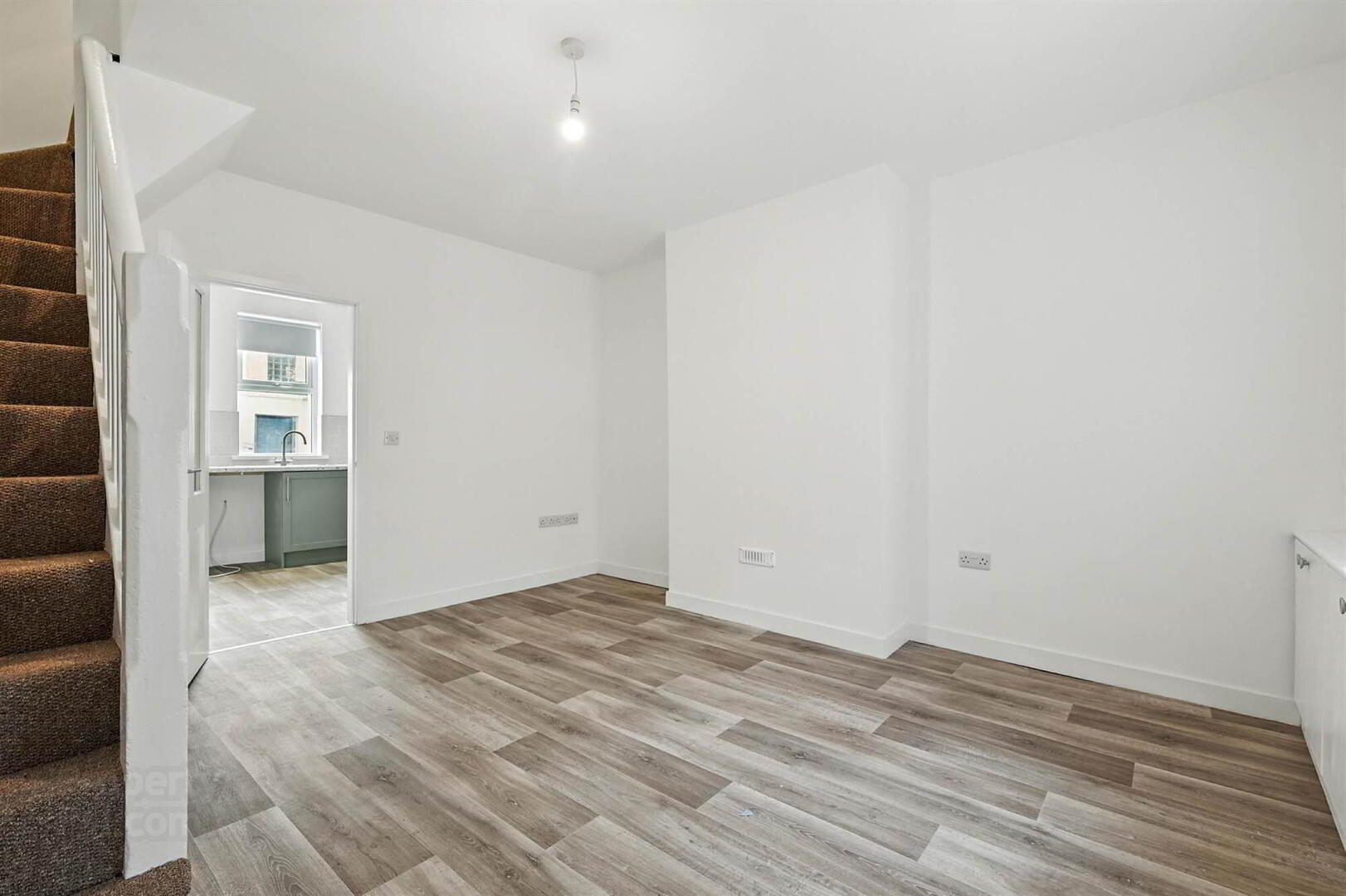 30 Castlereagh Parade 6 of 10