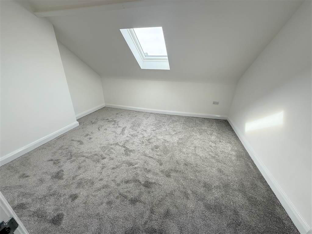 Apartment 2 346 Woodstock Road 9 of 10