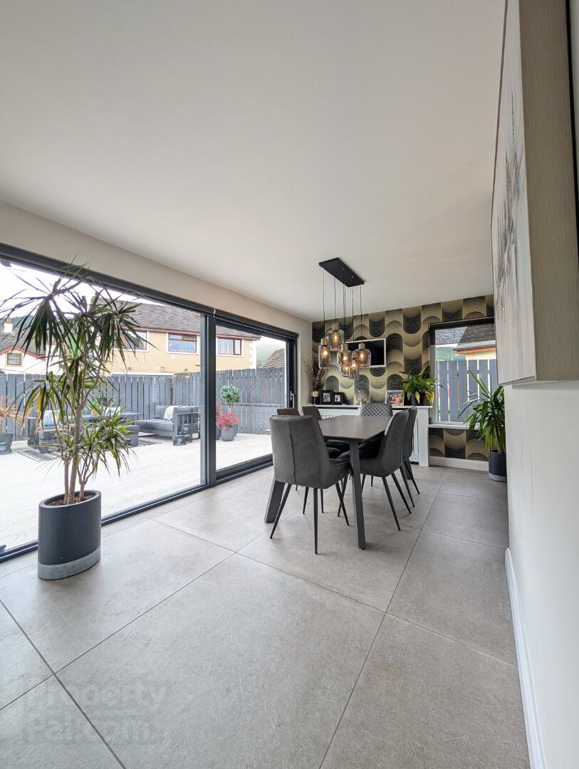 10 Tullybrannigan Avenue 15 of 38