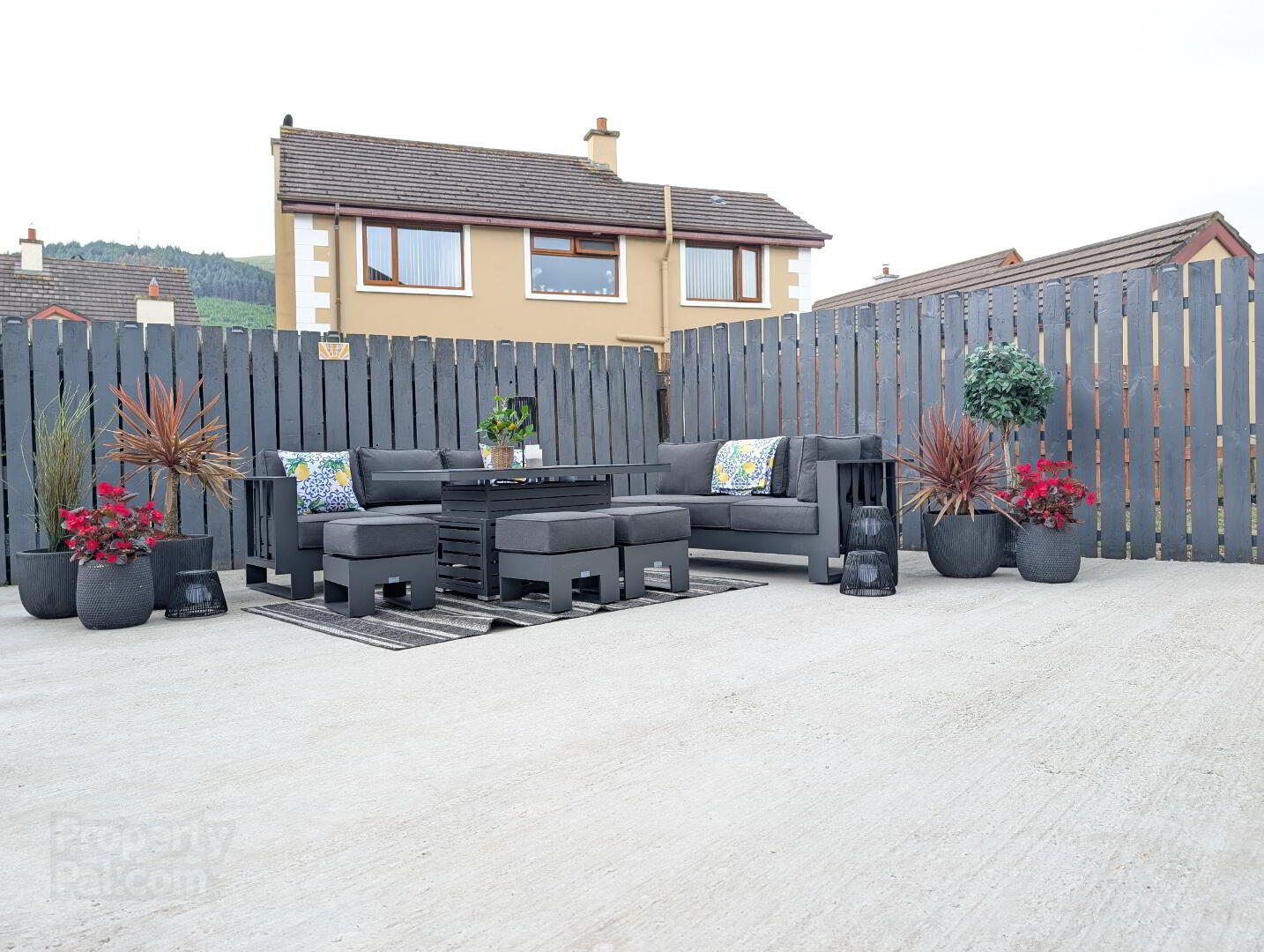 10 Tullybrannigan Avenue 37 of 38