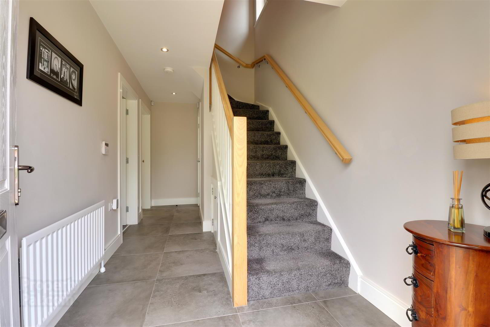 1 Manse Gate 3 of 30