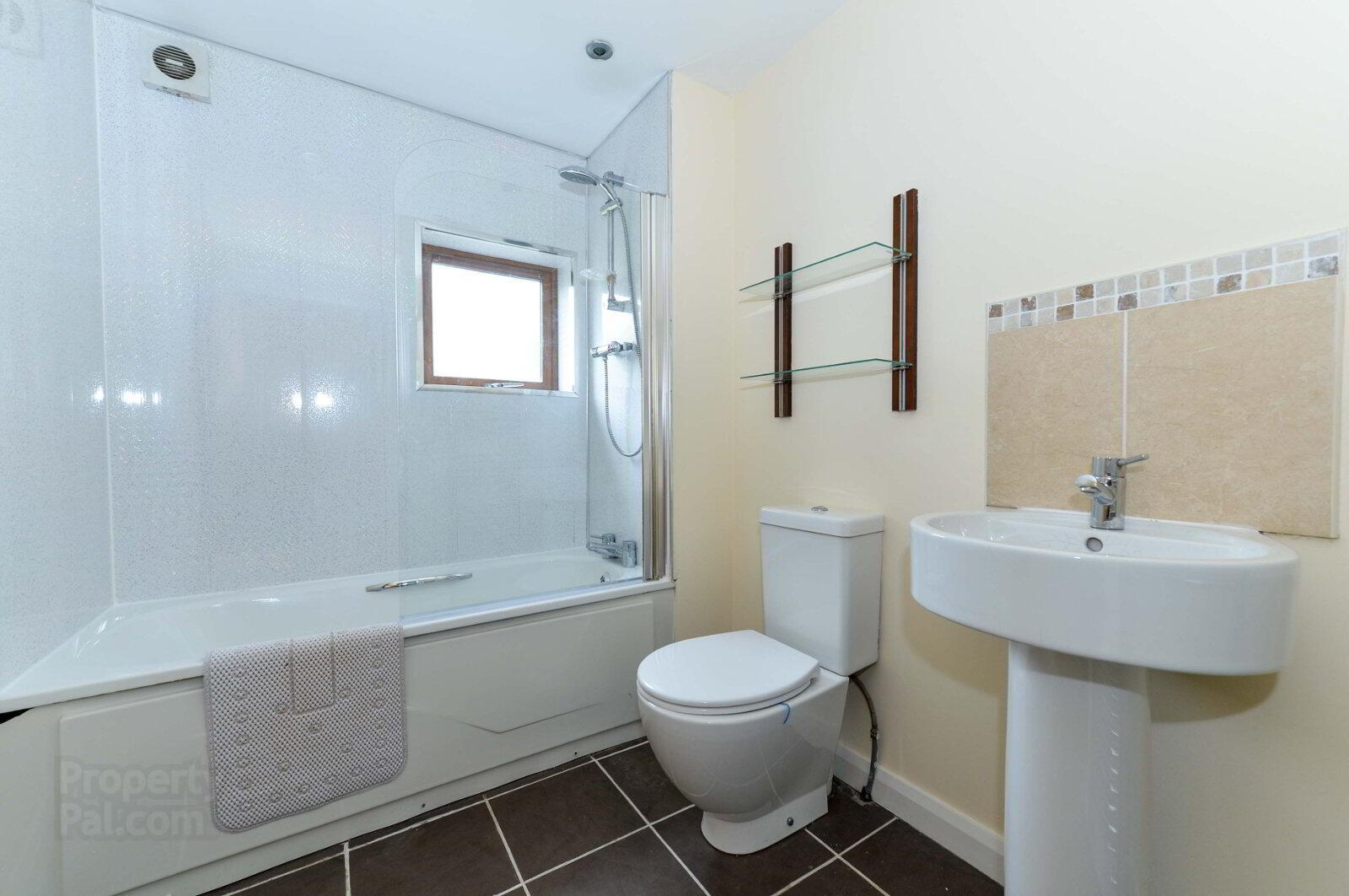 Apartment 10 Scotts Gate 79 Abetta Parade 4 of 10