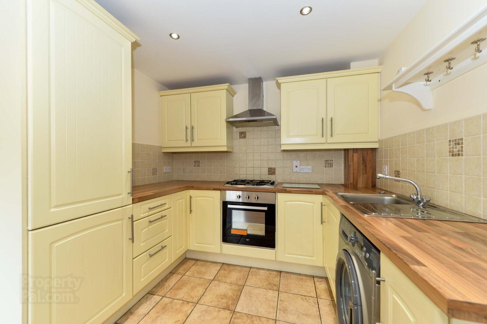 Apartment 10 Scotts Gate 79 Abetta Parade 3 of 10