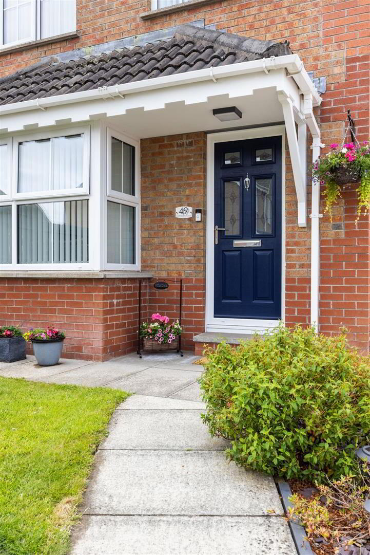 49 Lord Wardens Court 3 of 28