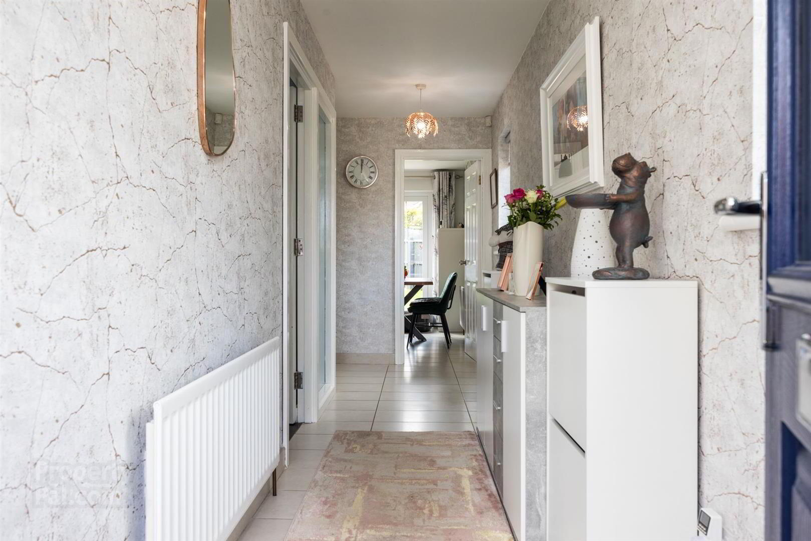 49 Lord Wardens Court 4 of 28