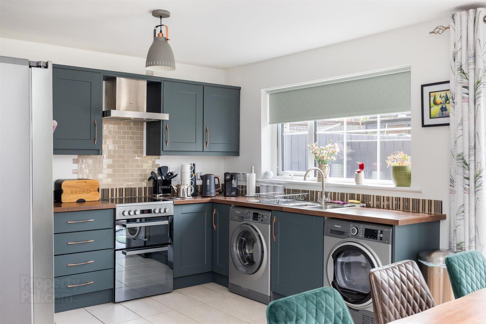 49 Lord Wardens Court 9 of 28