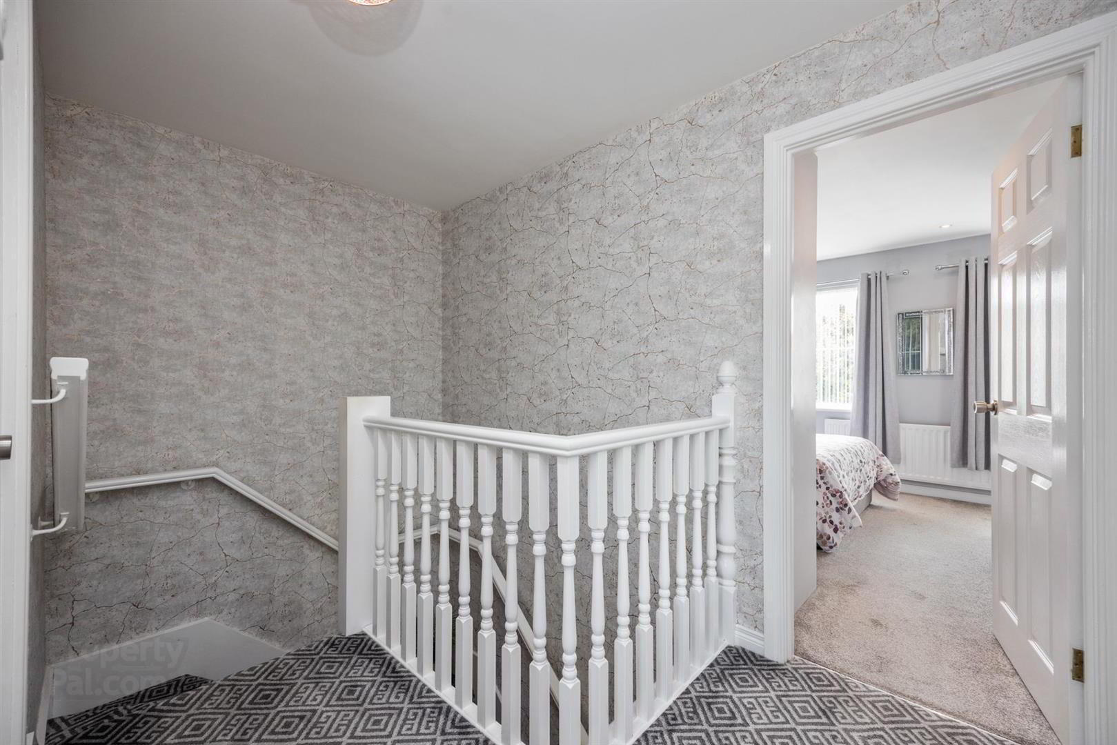 49 Lord Wardens Court 13 of 28