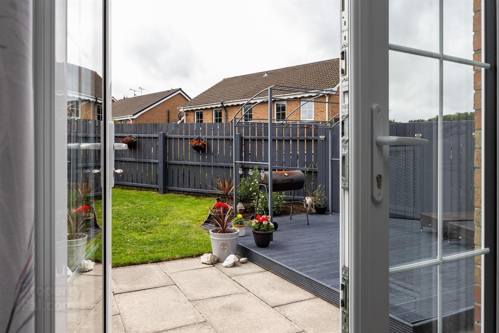 49 Lord Wardens Court 23 of 28
