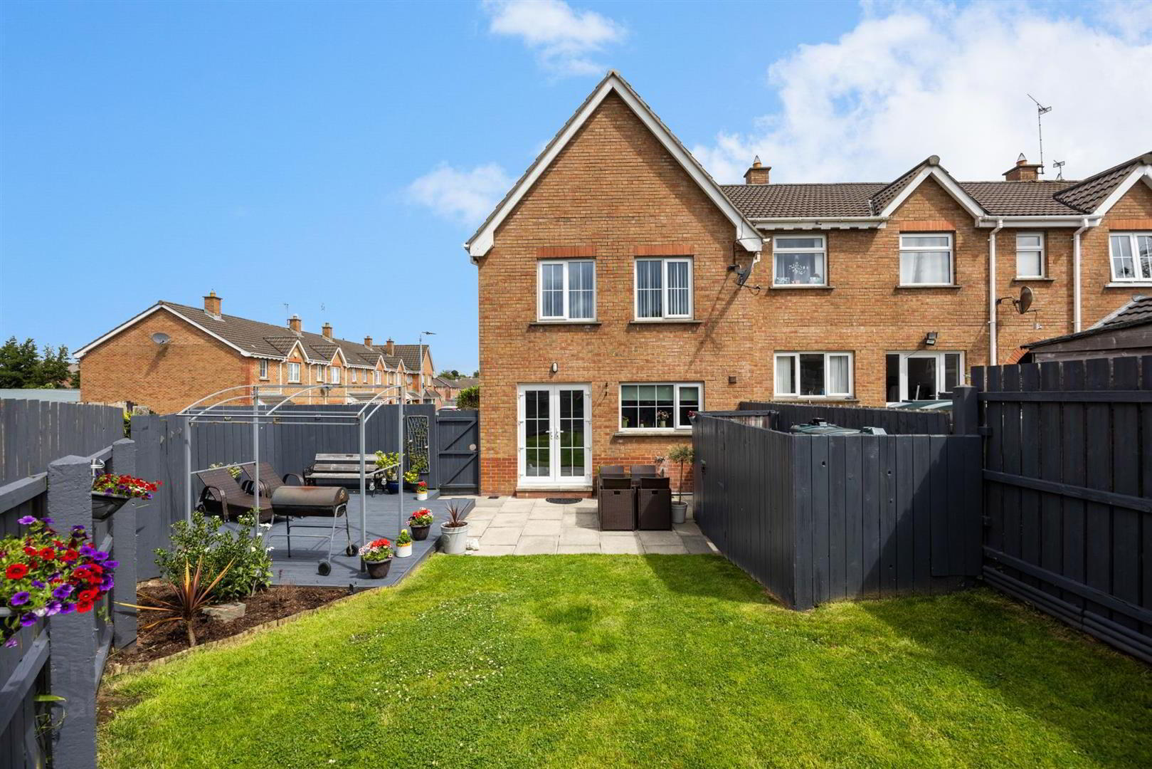 49 Lord Wardens Court 27 of 28