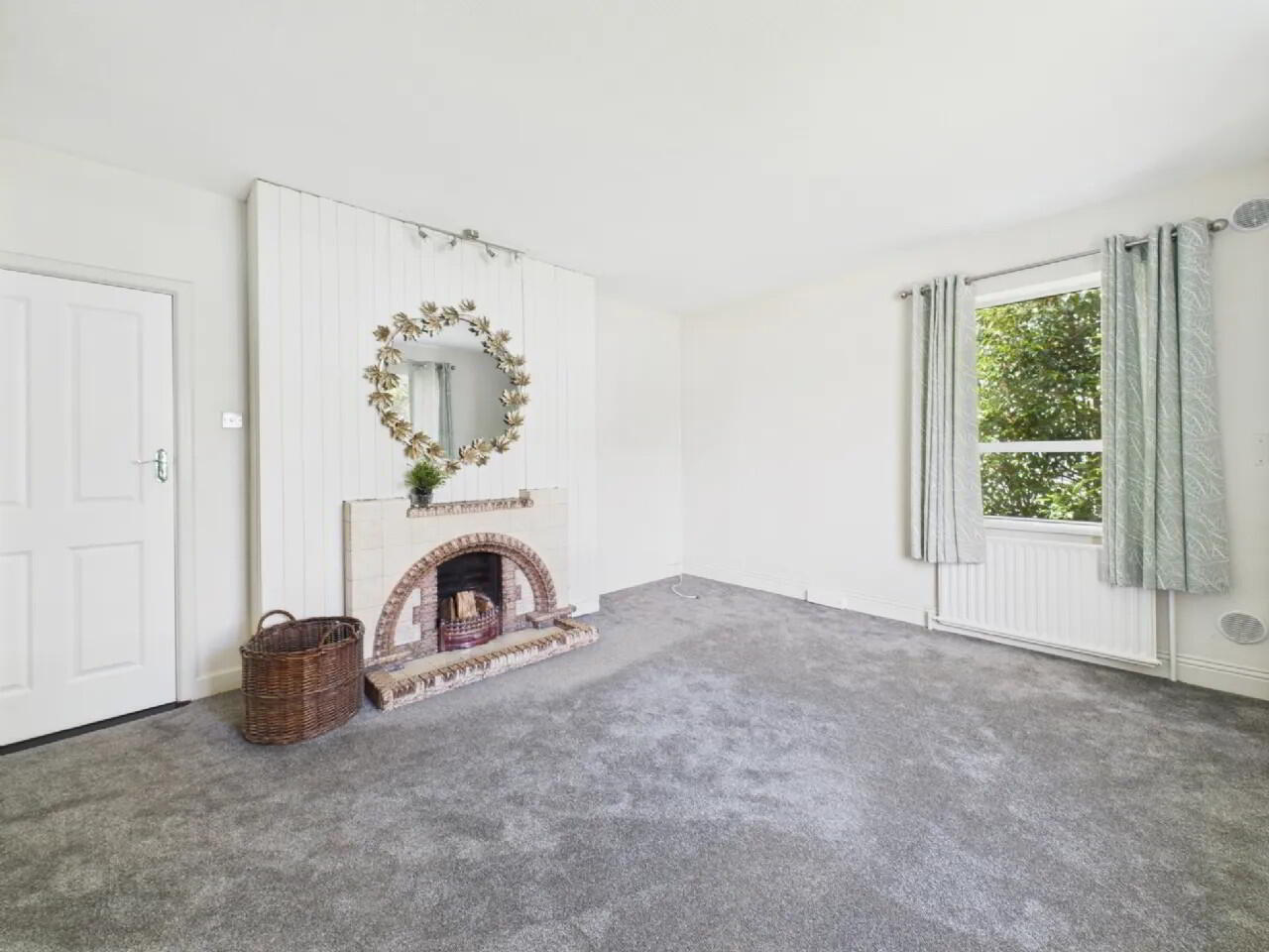 14 Grange Park Avenue 6 of 29