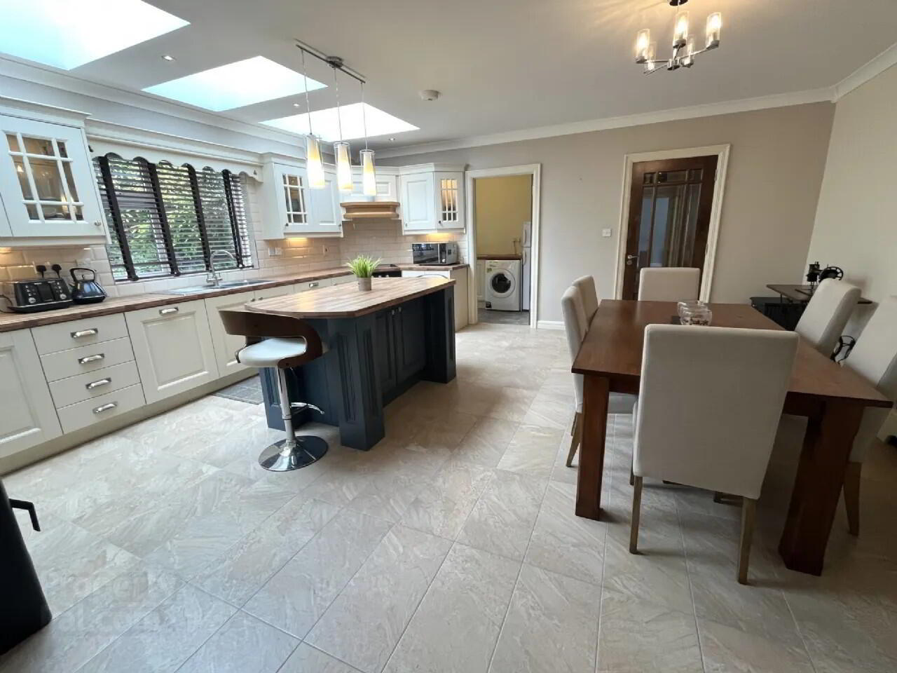 13 Meadow Park 11 of 32