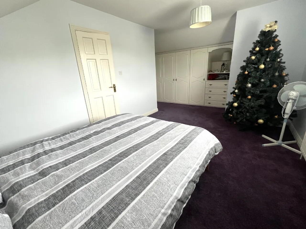 13 Meadow Park 26 of 32