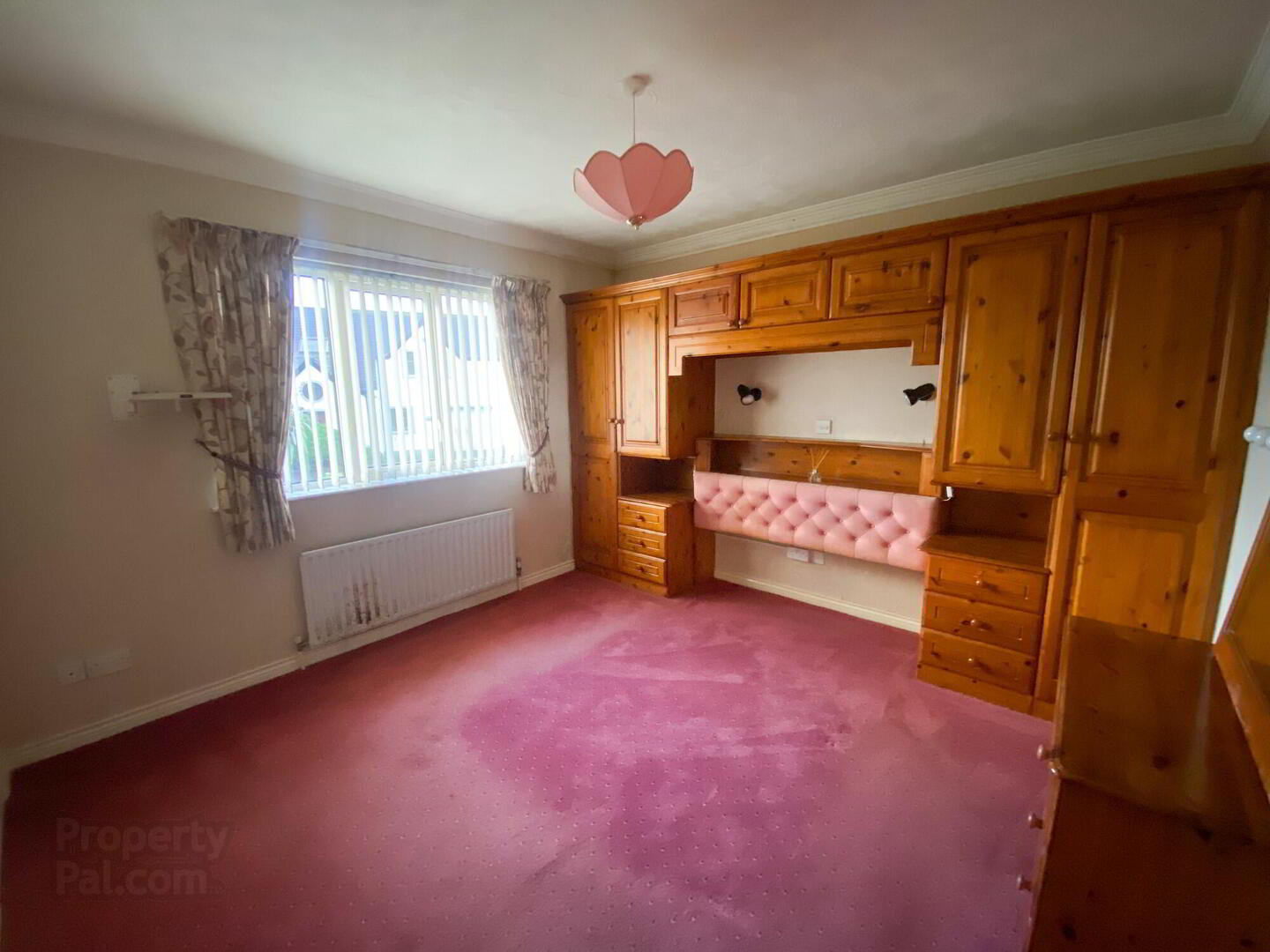 16 Rathlin Avenue 15 of 20
