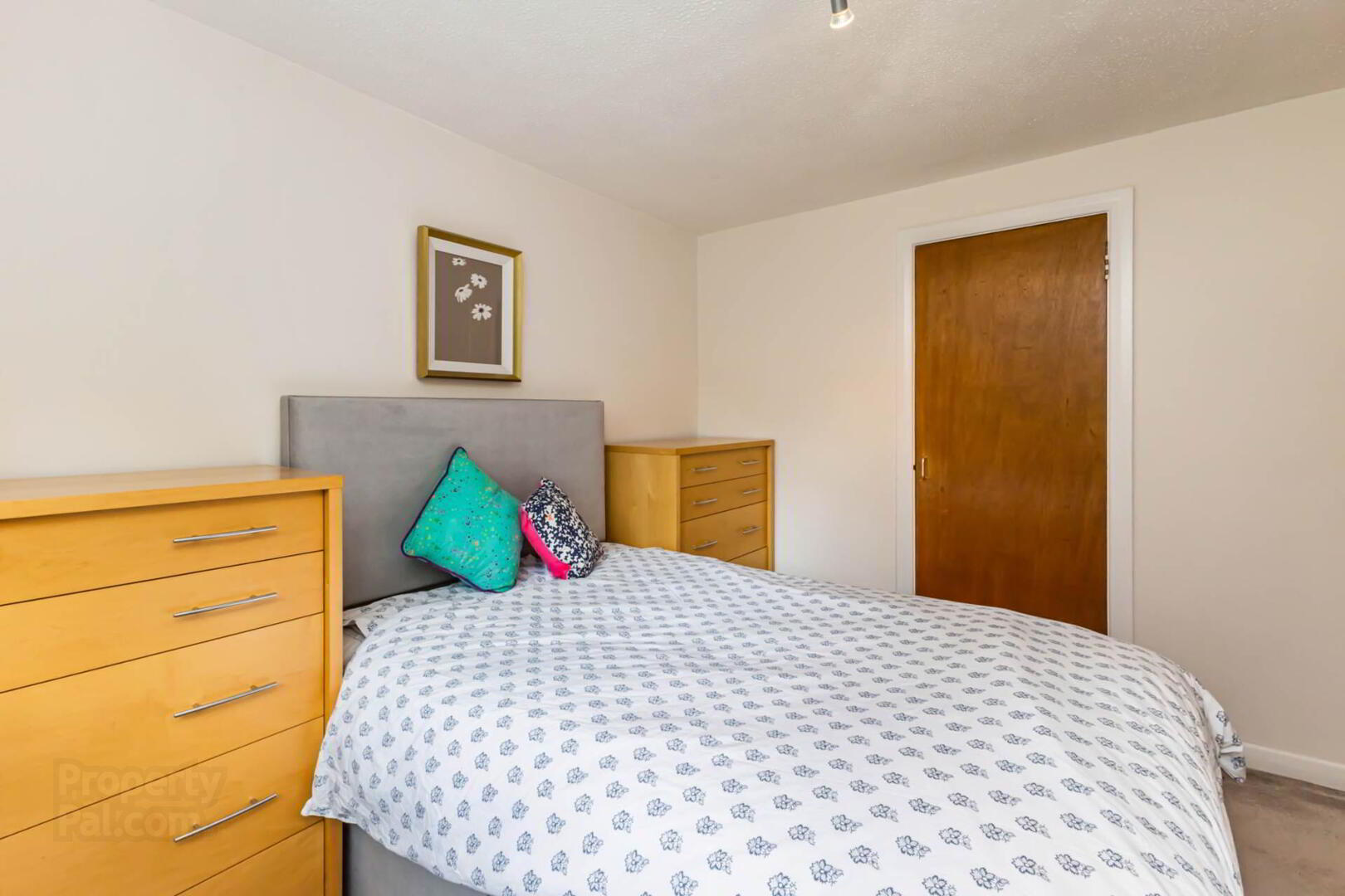 44 Woodview Crescent 12 of 22