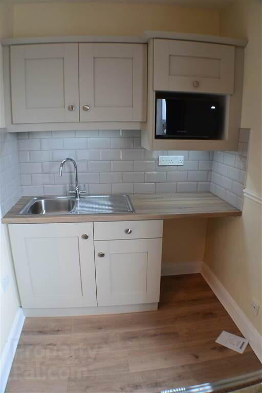 254 Ravenhill Road 5 of 5