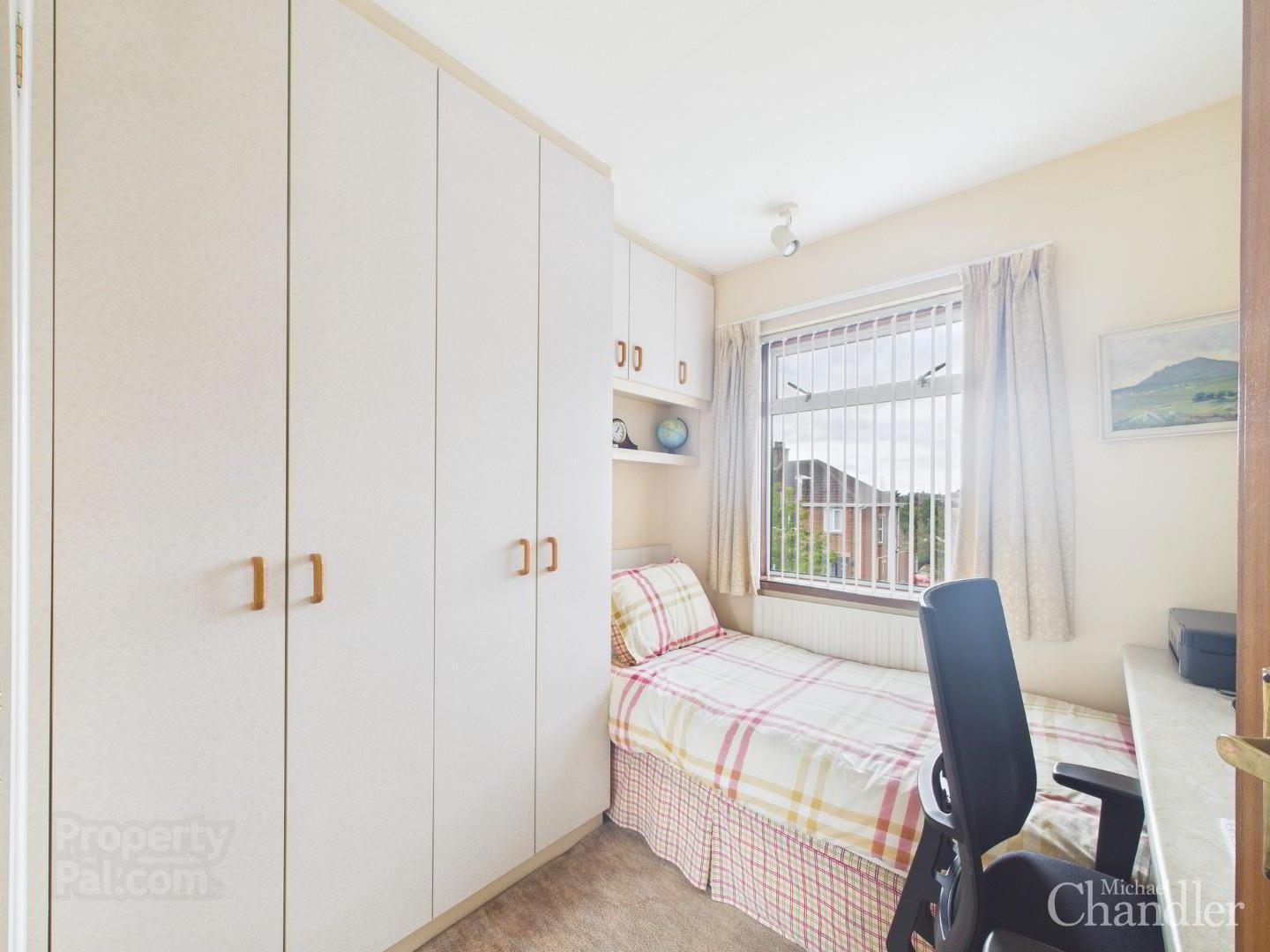 34 Glenholm Avenue 9 of 14