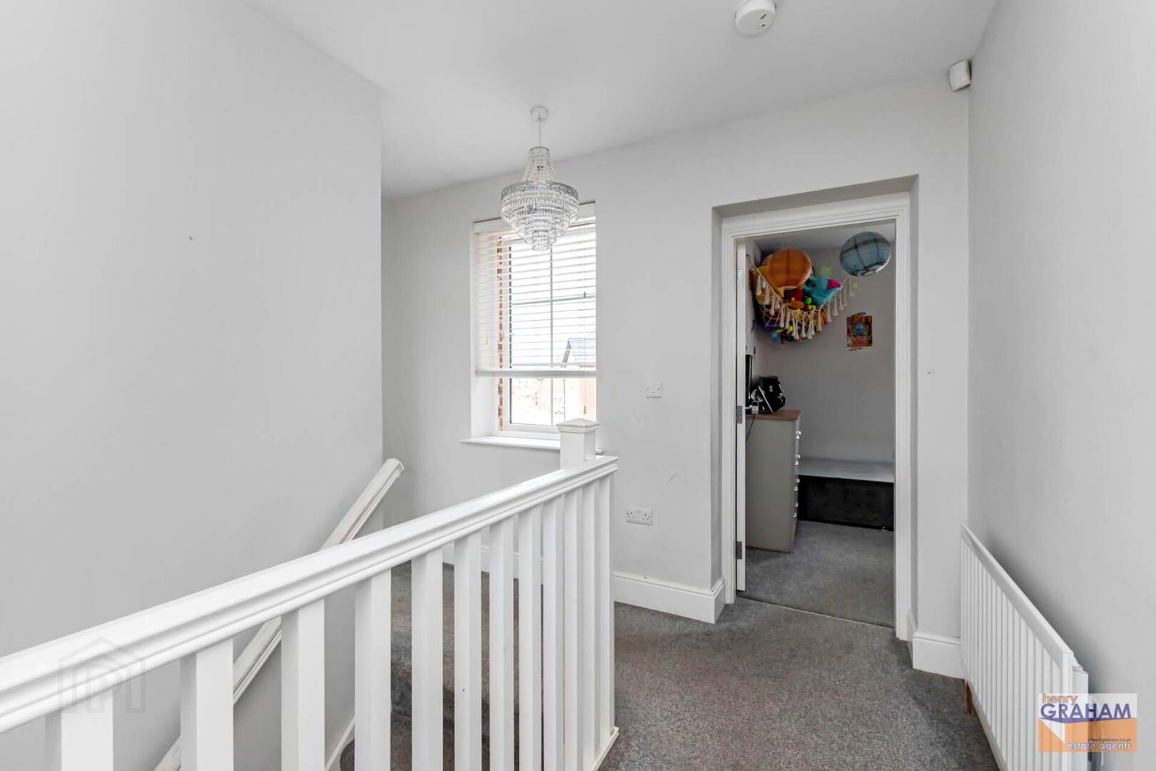38 Fairfields Glen 19 of 33