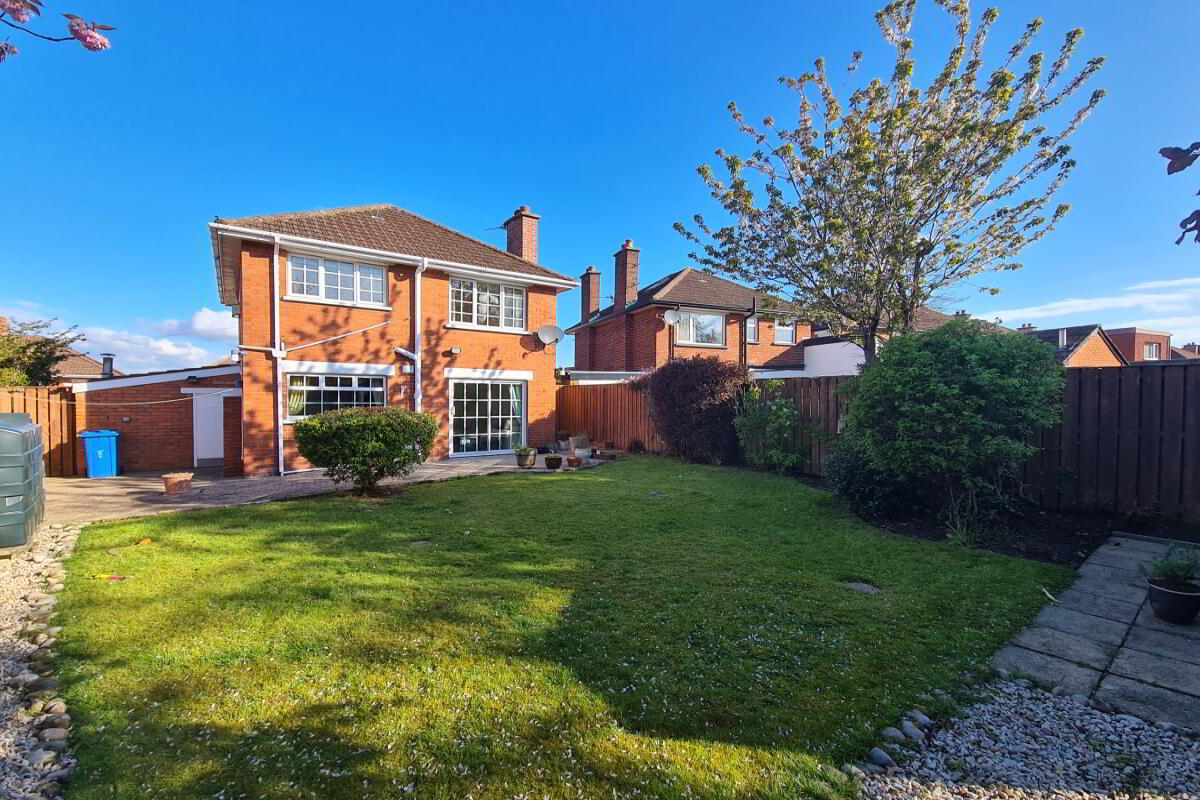 36 Roddens Crescent 13 of 16