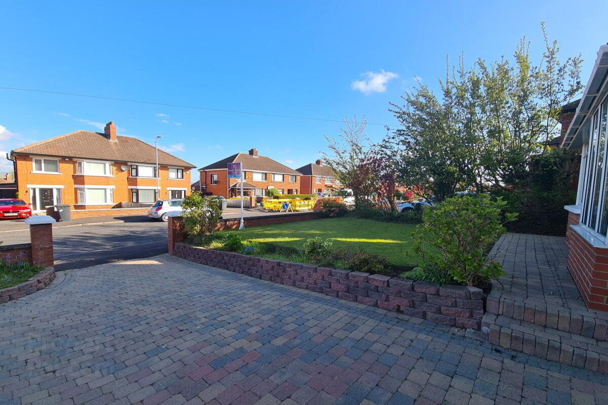 36 Roddens Crescent 15 of 16
