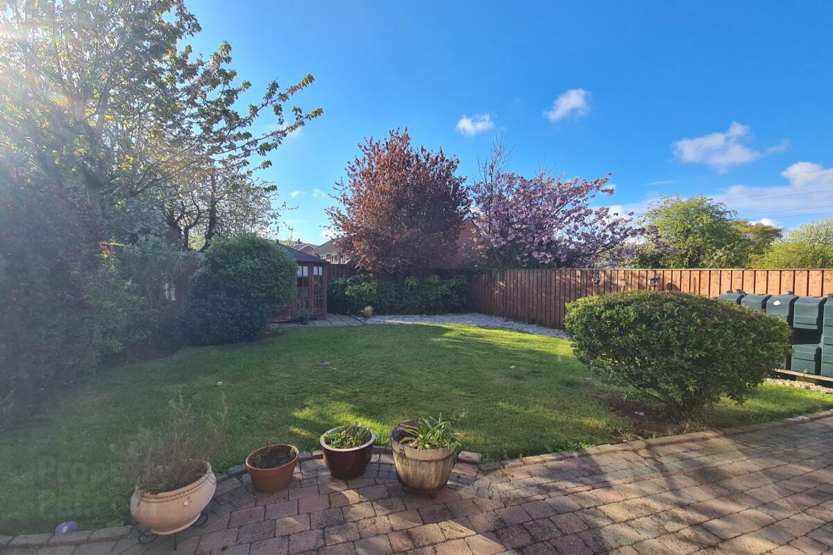 36 Roddens Crescent 14 of 16