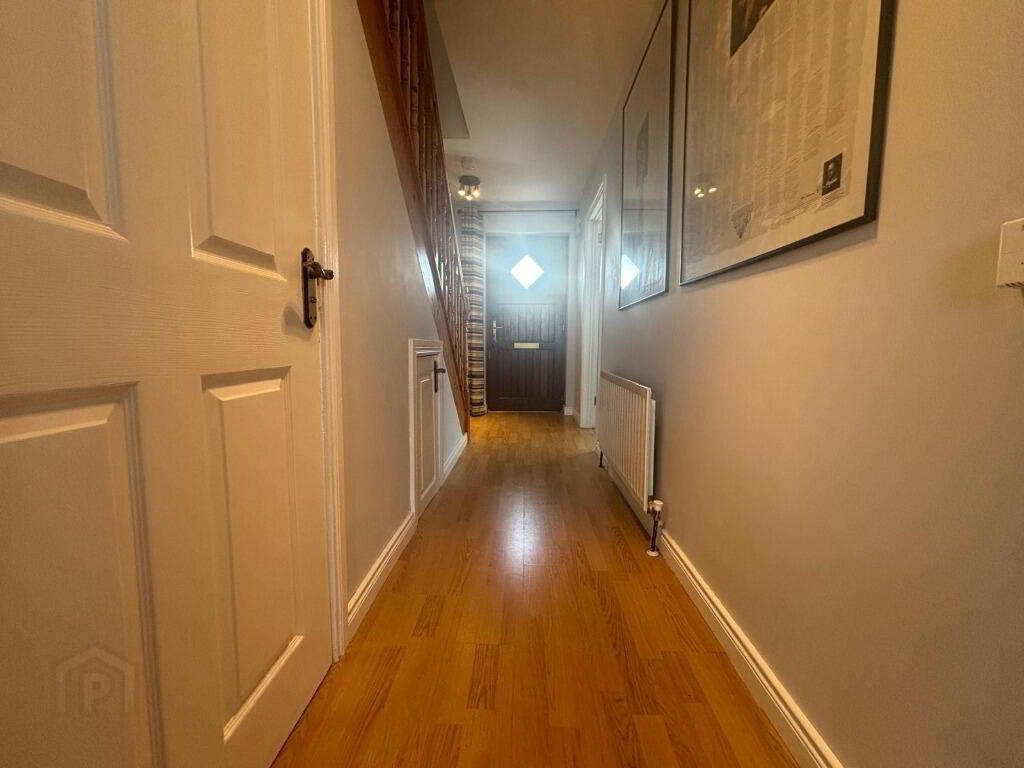 35 Laurel Wood 6 of 19