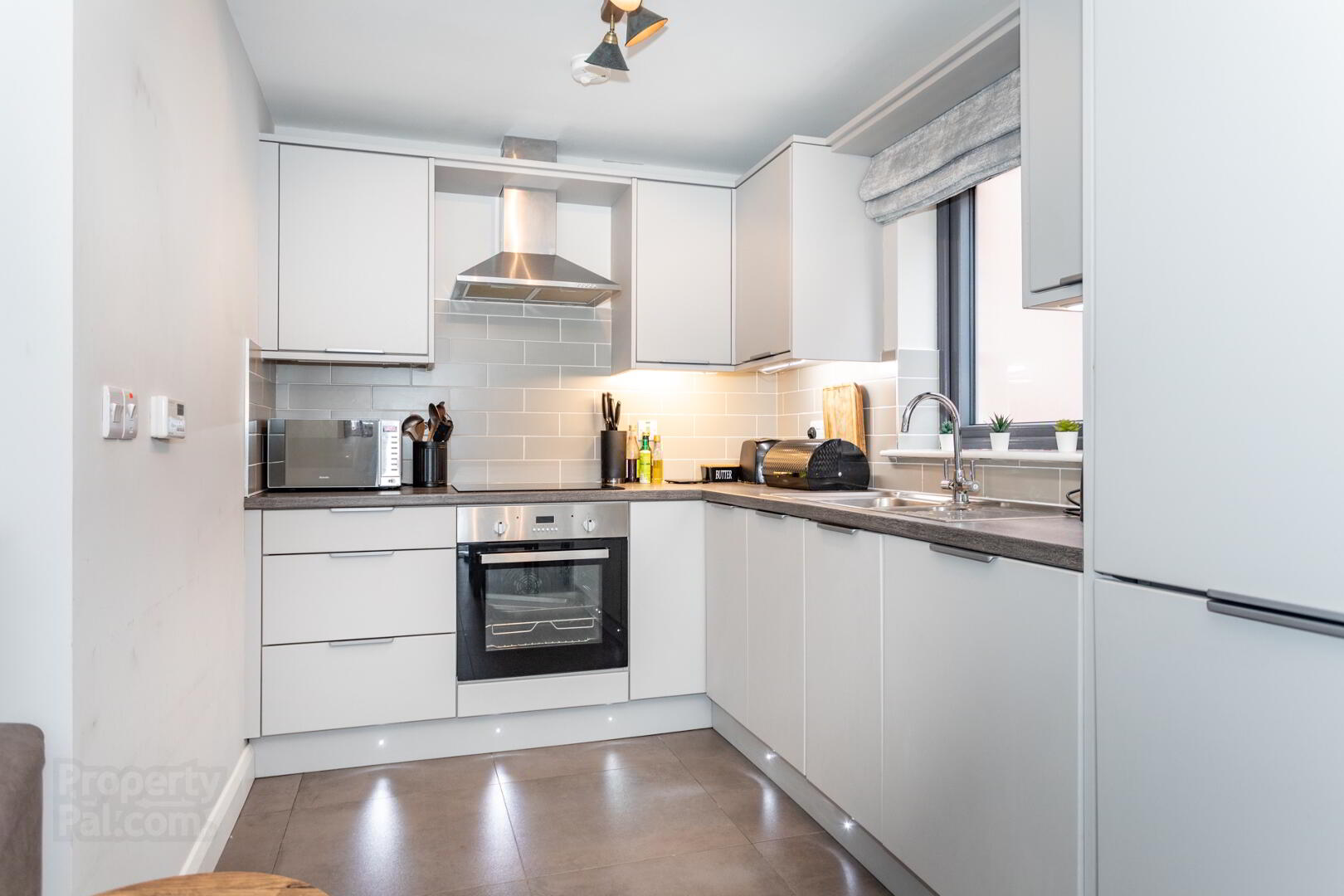 Unit 2, 1a Utility Street 14 of 23
