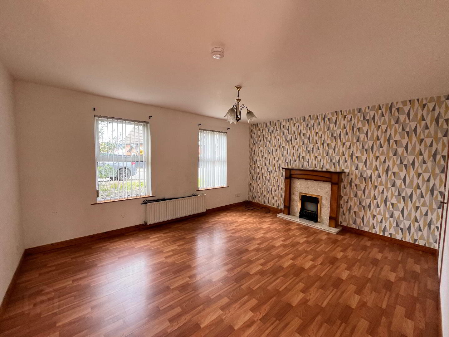 property description image
